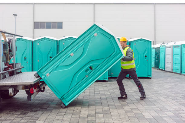 Portable Toilet Options We Offer in Mission Hills, KS