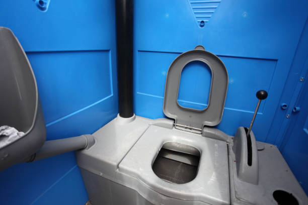 Best Portable restroom trailer rental  in Mission Hills, KS